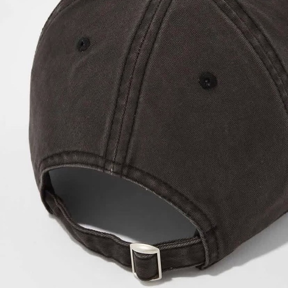 American Eagle Rolling Stones Hat - Picture 2 of 9